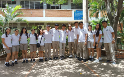XXXI OLIMPIADAS UNIVERSIDAD NACIONAL QUÍMICA